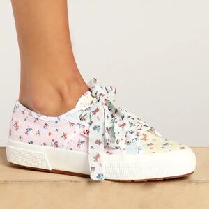 NWT SUPERGA Floral Low Top Canvas Sneakers